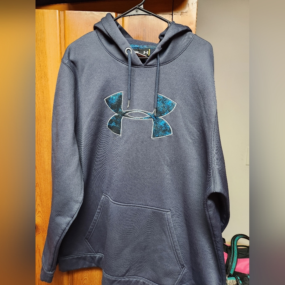 Under Armour Hoodie